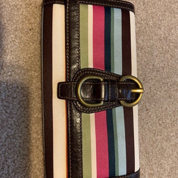 Bundle of Coach wallets and wristlets - Picture 5 of 16